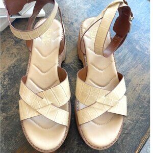 Franco Sarto Sabello Croc Chunky Sandals
